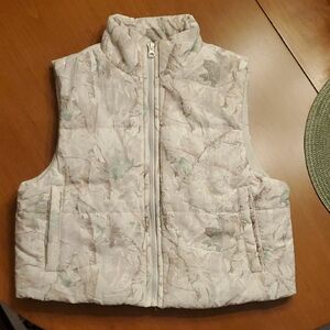 love, fire Cropped Camo Vest